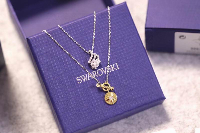 Swarovski Necklace 01lyr49 (2)